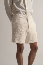 画像をギャラリービューアに読み込む, Cotton Pile Tailored Shorts in Off White
