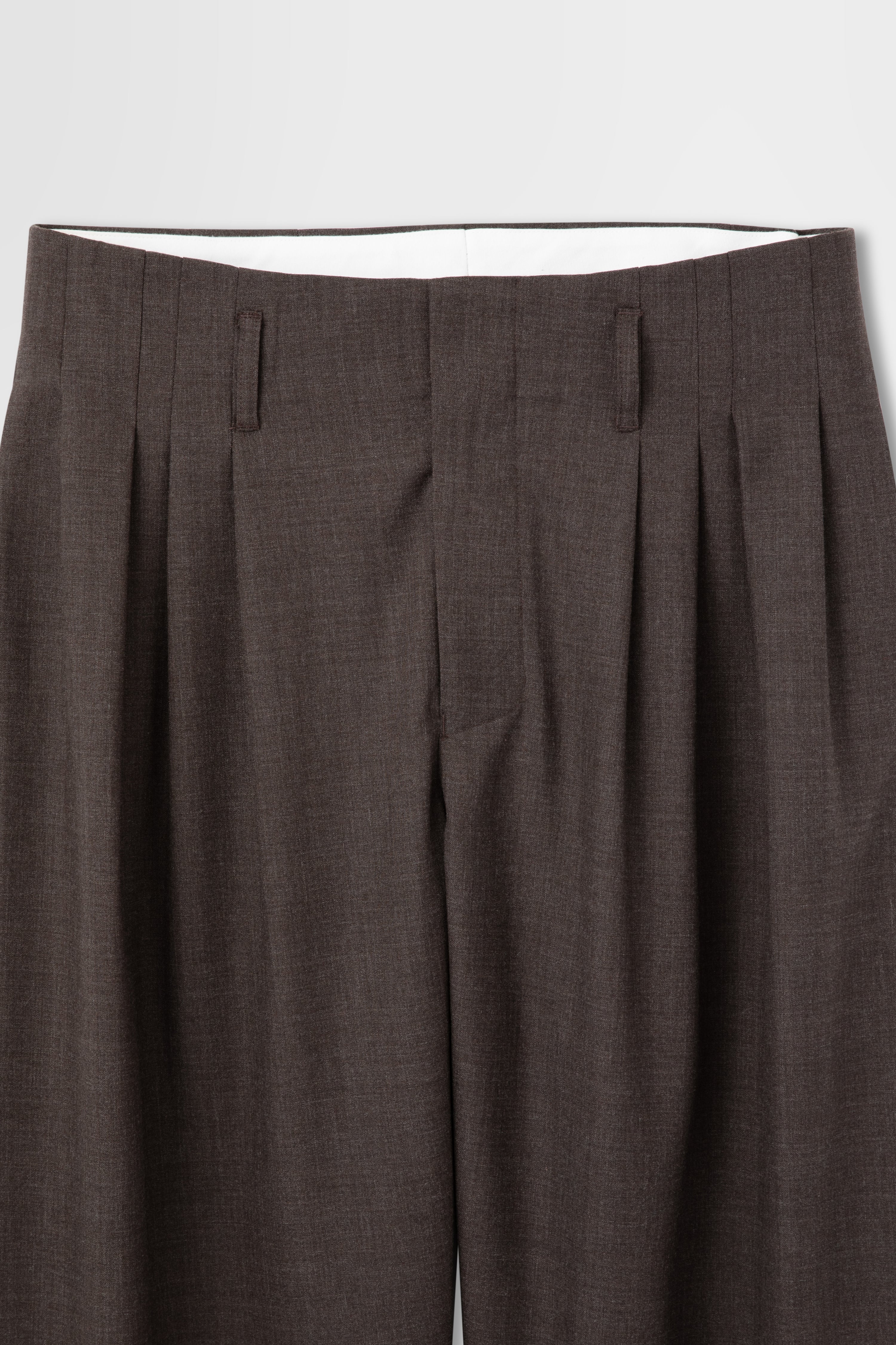 5 Tuck Trouser – OVERCOAT