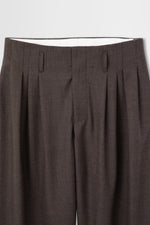 画像をギャラリービューアに読み込む, 5 Tuck Trouser
