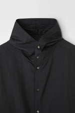 画像をギャラリービューアに読み込む, Classic Hooded Wool Shirt in Black
