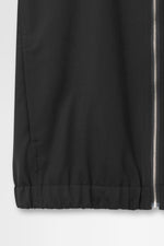 画像をギャラリービューアに読み込む, Zip-up Blouson with Contrast Collar

