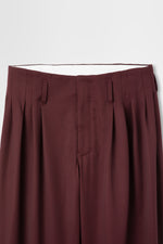 画像をギャラリービューアに読み込む, 5 Tuck Trouser in Wool Gabardine
