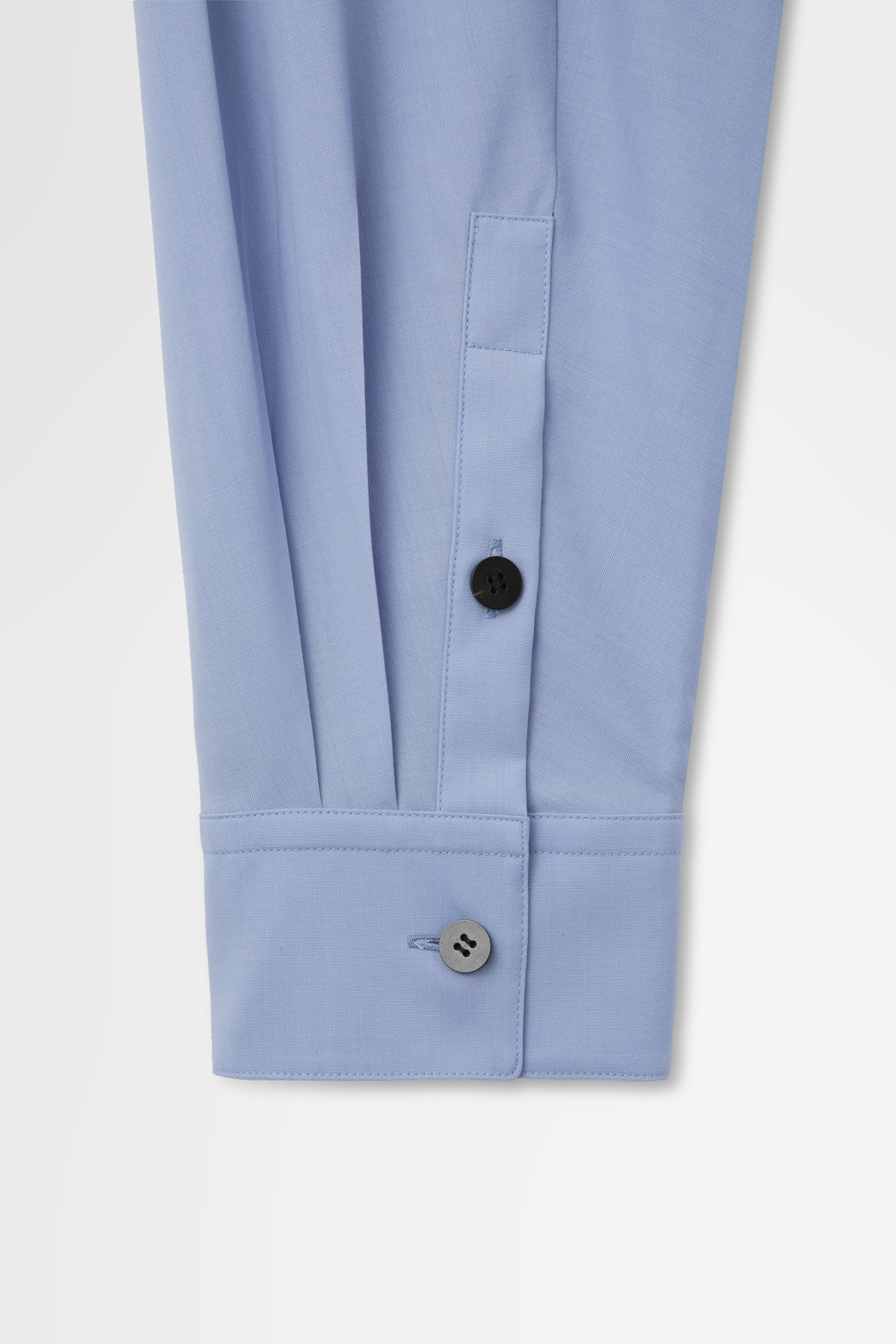Oversized Shirt Jacket with Removable Collar in Wool Hard Shirting