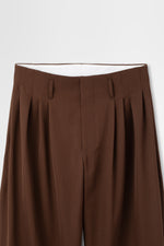 画像をギャラリービューアに読み込む, 5 Tuck Trouser in Wool Gabardine
