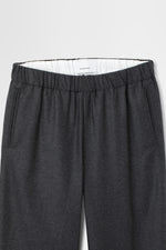 画像をギャラリービューアに読み込む, Drawstring Trouser in Wool Flannel
