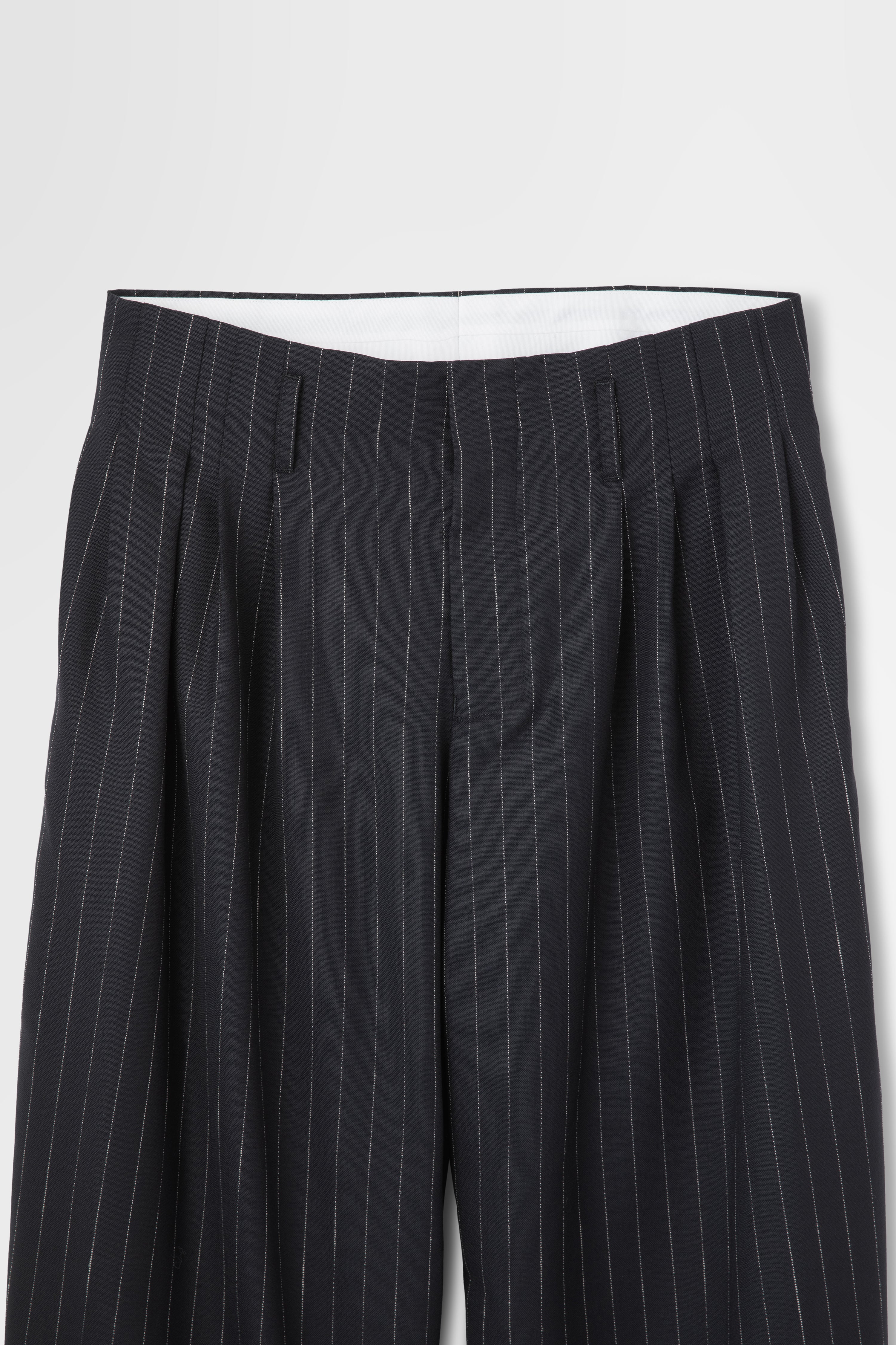 5 Tuck Trouser in Wool Pinstripe