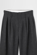 画像をギャラリービューアに読み込む, 5 Tuck Trouser in Wool Pinstripe

