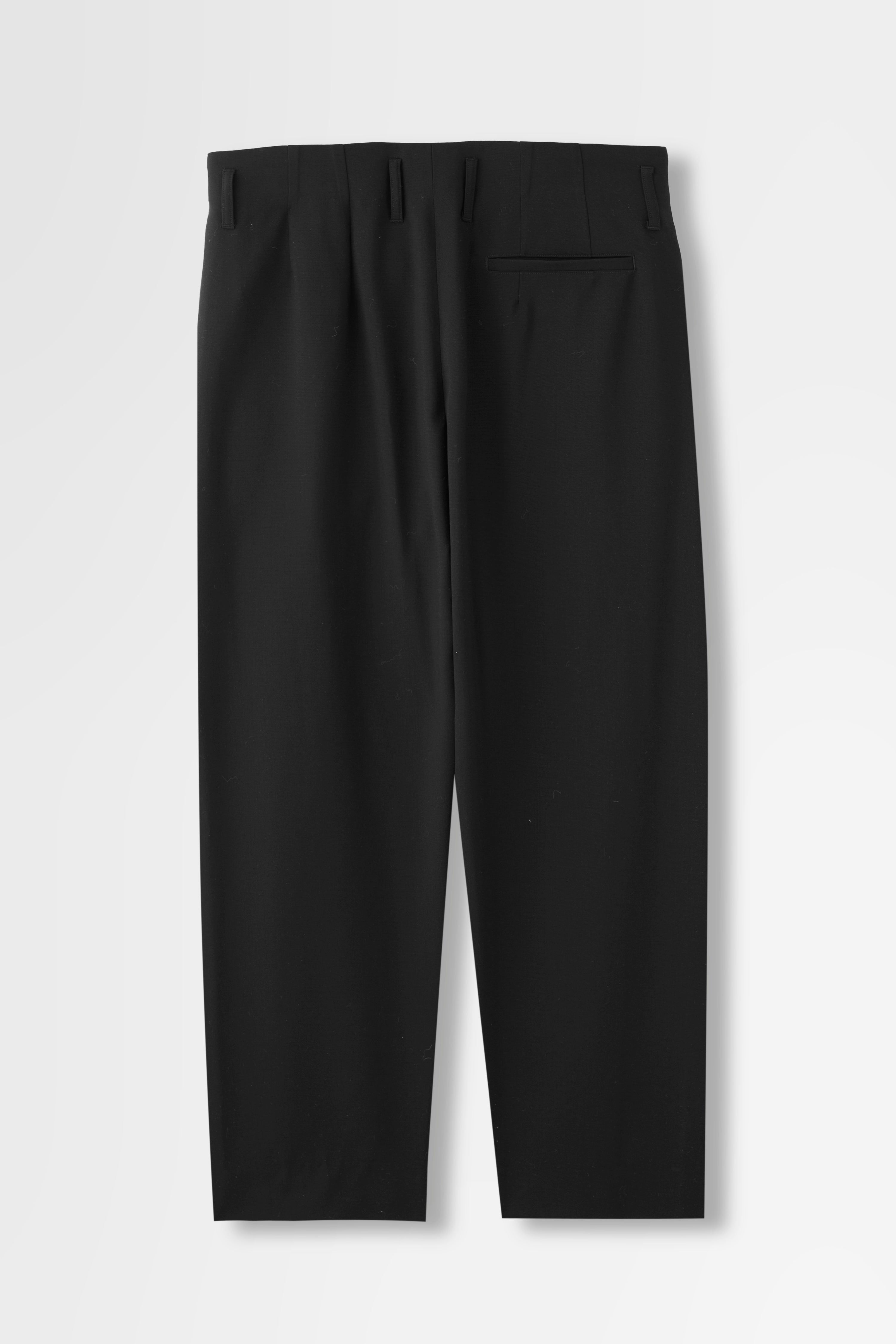 5 Tuck Trouser – OVERCOAT