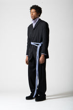 Load image into Gallery viewer, Wool gabardine 3 Button Jacket in Black
