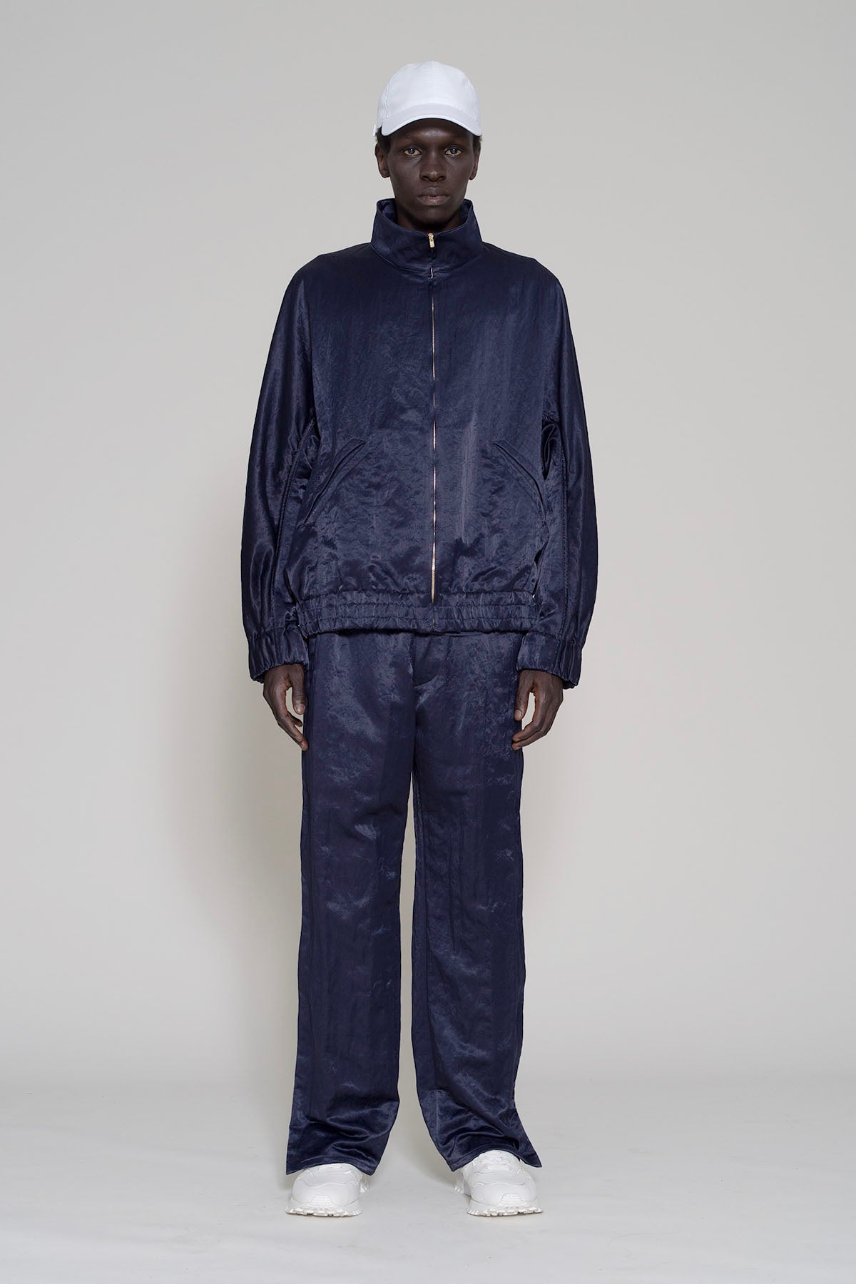 定価9】OVERCOAT（オーバーコート）シップアップブルゾン