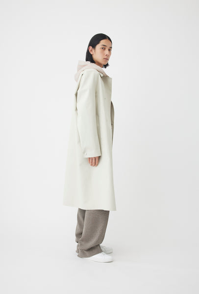DARTED DOLMAN SLEEVE OVERCOAT WITH SPREAD COLLAR IN BONDED POLYESTER